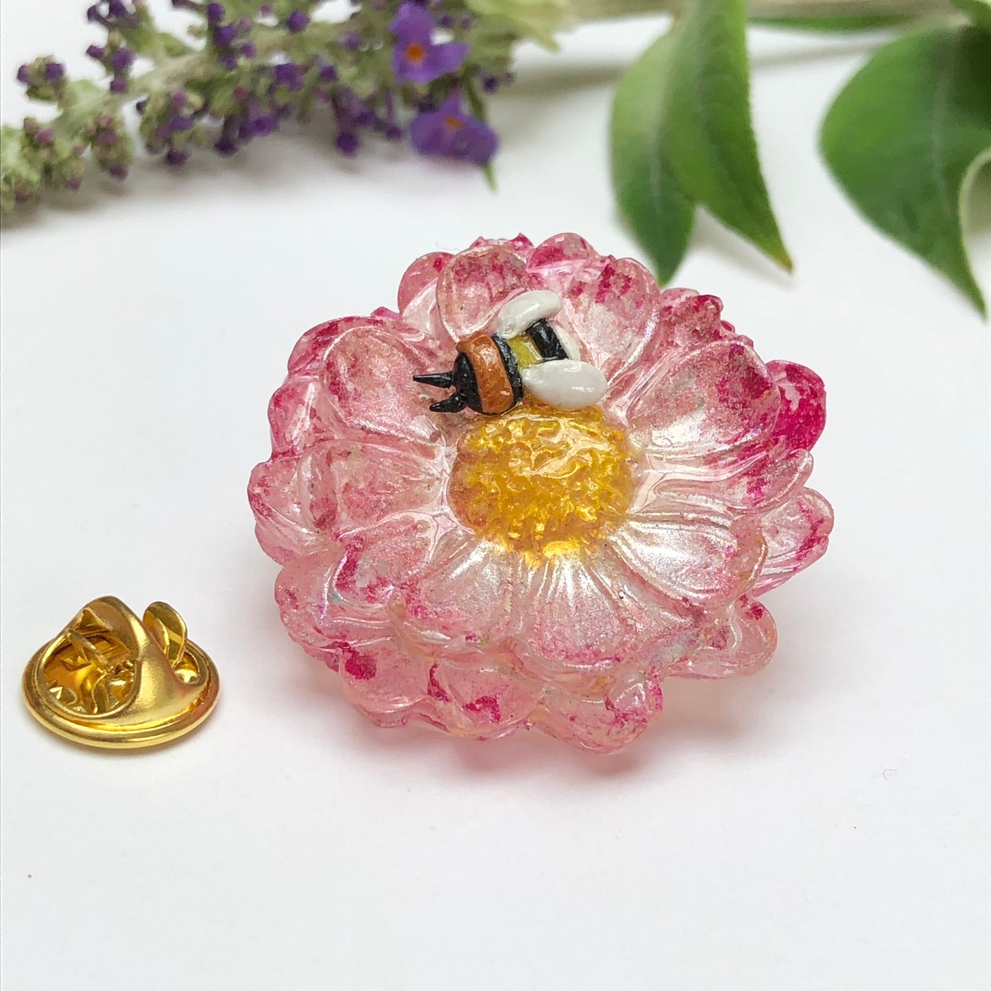 Miniature Handmade Polymer Clay Bee on Epoxy Resin Flower Lapel Pin Br🐝🌸 Buzzing with Elegance: Introducing our Miniature Handmade Polymer Clay Bee on Epoxy Resin Flower Lapel Pin Brooch! 🌸🐝Looking to add a touch of whimsy and natuBee lapel pinPadpod & BerrieMy Fairytale GiftsEpoxy Resin Flower Lapel Pin Brooch